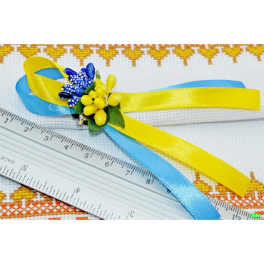 Брошка для випускників (01-08) 2шт.